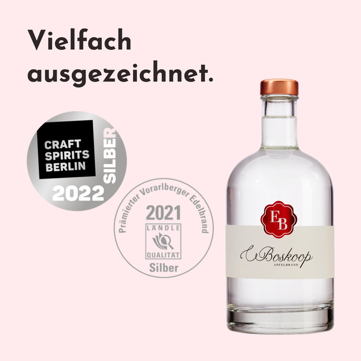Boskoop Apfelschnaps aus Streuobst mit Silber bei den Craft Spirits Berlin 2022 und der Vorarlberger Landesprämierung 2021.