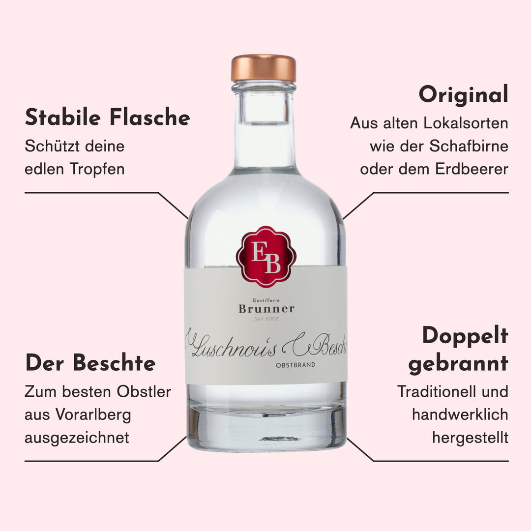 Merkmale des Obstlers Luschnou's Bescht: alte Lokalsorten wie Schafbirne und Erdbeerer, zum besten Obstler Vorarlbergs ausgezeichnet, doppelt gebrannt.